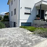 Alina Apartment