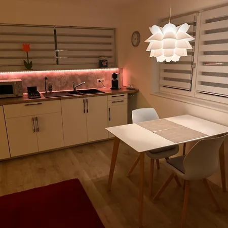 Alina Apartment *